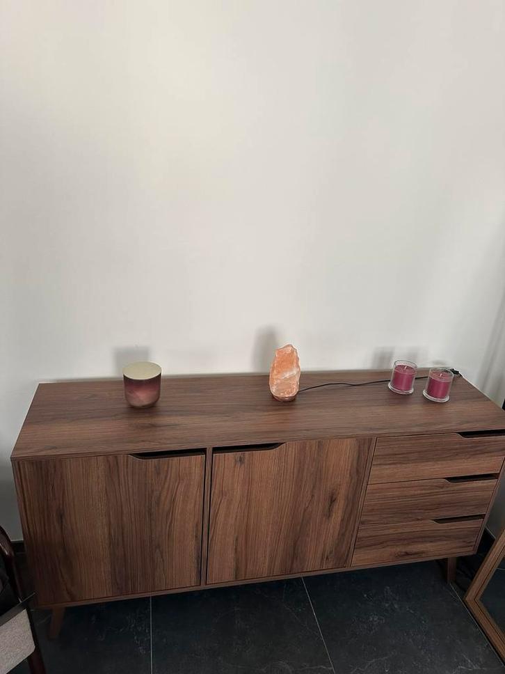 Dressoir walnoot, Huis en Inrichting, Kasten | Dressoirs, Nieuw, Ophalen