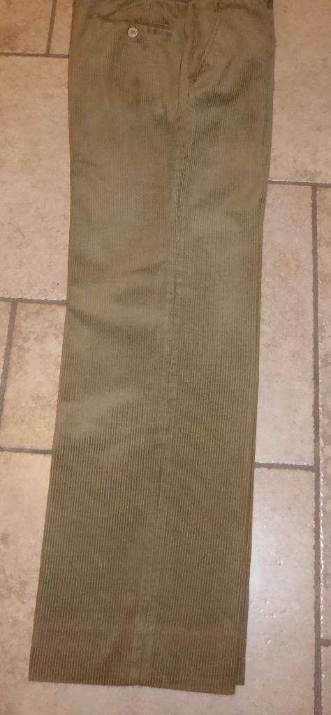 Broek heren ribfluweel " Yves Saint Laurent ", Ophalen, Gedragen