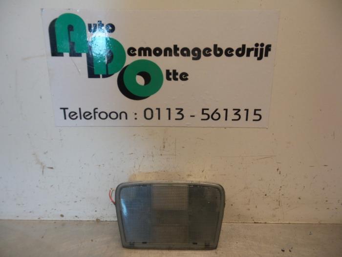 Eclairage intérieur avant d'un Opel Combo (Combo 02-), Autos : Pièces & Accessoires, Éclairage, Opel, Utilisé, 3 mois de garantie