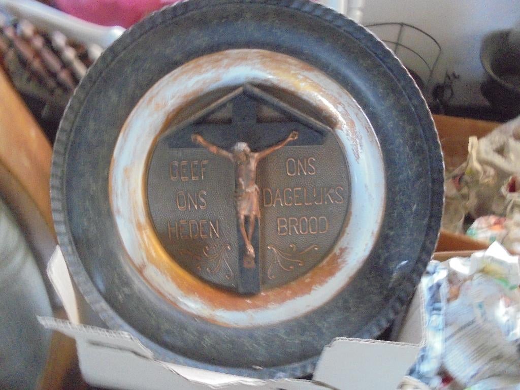 verschillende heilige kruisen jezus aan kruis, Antiek en Kunst, Antiek | Religieuze voorwerpen, Ophalen of Verzenden