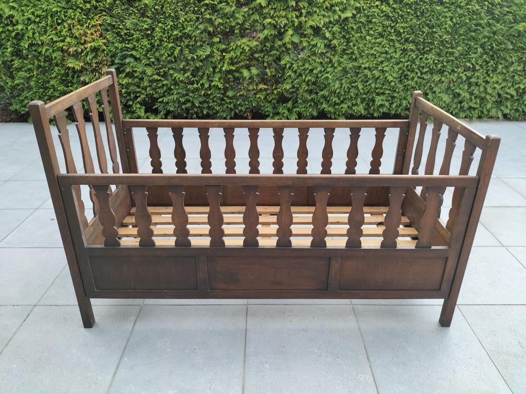 Lit ancien pour enfants en bois., Enfants & Bébés, Berceaux & Lits, Lit, Enlèvement