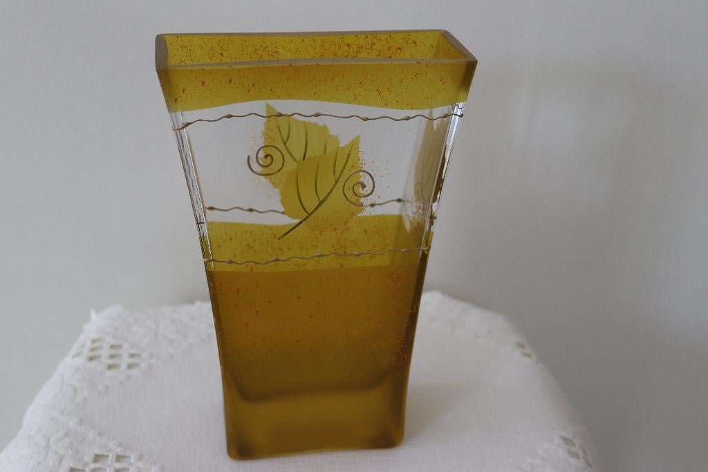 Vase à fleurs rectangulaire, Moins de 50 cm, Comme neuf, Verre, Jaune