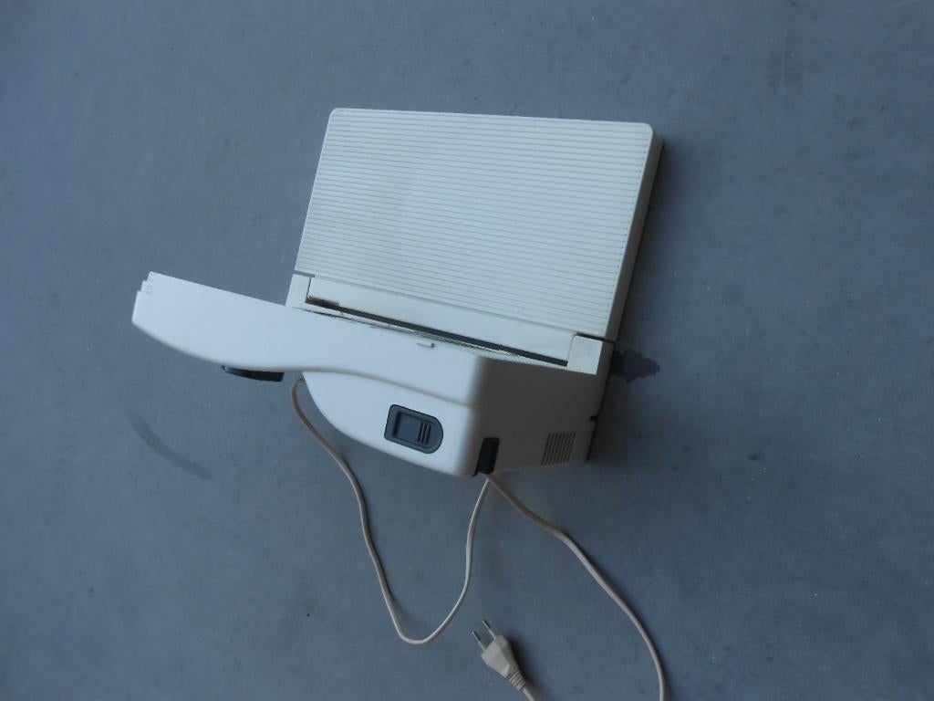 elektrisch broodsnijmachine snijmachine merk : FS-280, Elektronische apparatuur, Broodbakmachines, Ophalen of Verzenden, Gebruikt