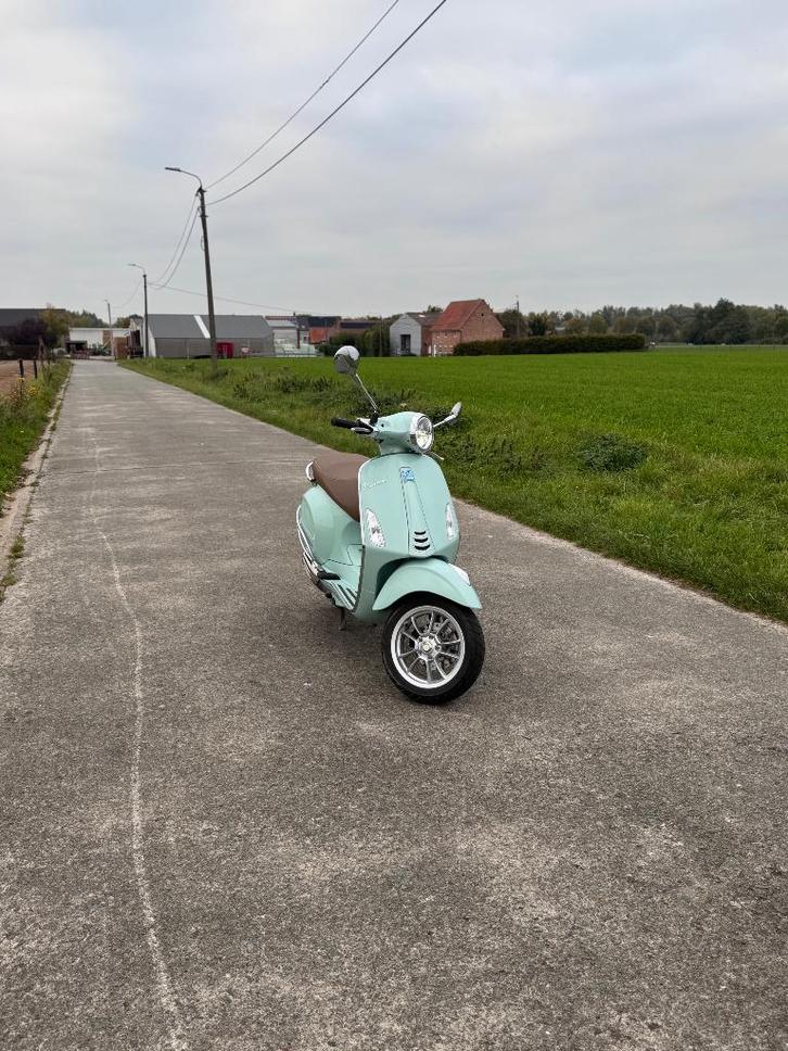 Vespa Primavera 50cc, Vélos & Vélomoteurs, Scooters | Vespa, Comme neuf, Autres modèles, Classe B (45 km/h), Essence, Enlèvement