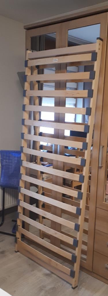 Sommier à latte, Maison & Meubles, Sommier, 200 cm, Une personne, Comme neuf