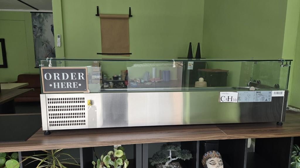 koelvitrine, Ophalen, Zo goed als nieuw