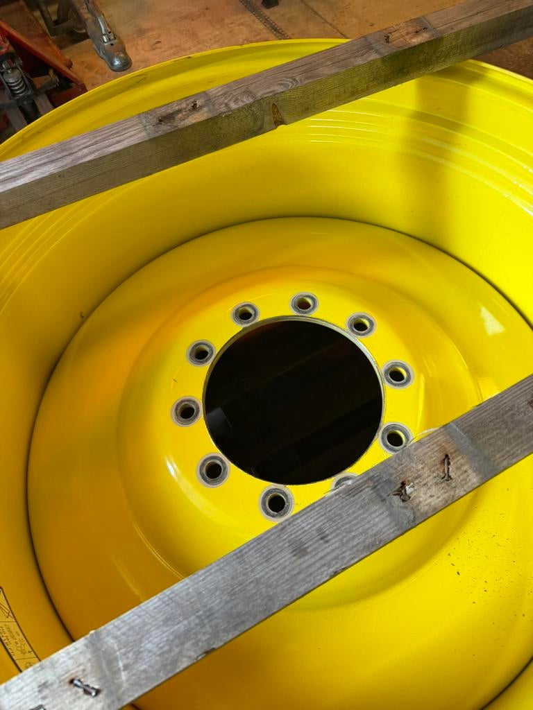 John deere velgen 25 x 42 inch, Zakelijke goederen, Landbouw | Onderdelen | Banden, Velgen en Assen, Ophalen