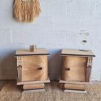 Paire de chevets vintage aérogommés années 50, Enlèvement