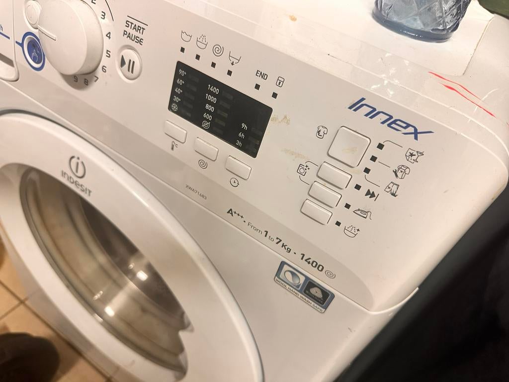 Wasmachine draait alleen op 30Graden, Ophalen, Gebruikt