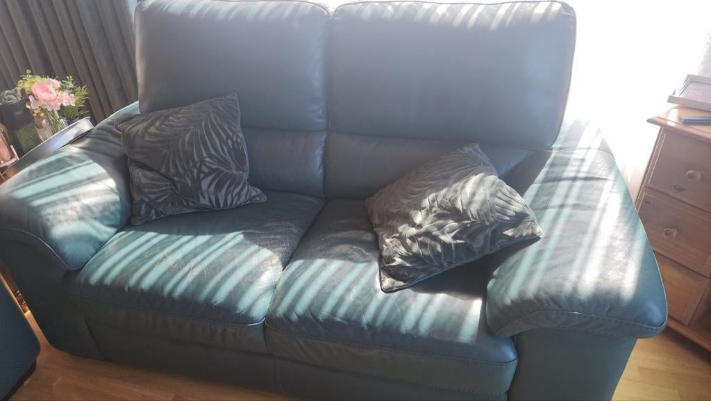 Lederen salon, Ophalen