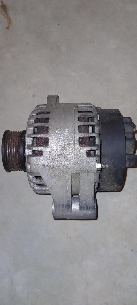 Alternator opel zafira 1.9 cdti 120A, Auto-onderdelen, Ophalen, Gereviseerd, Opel