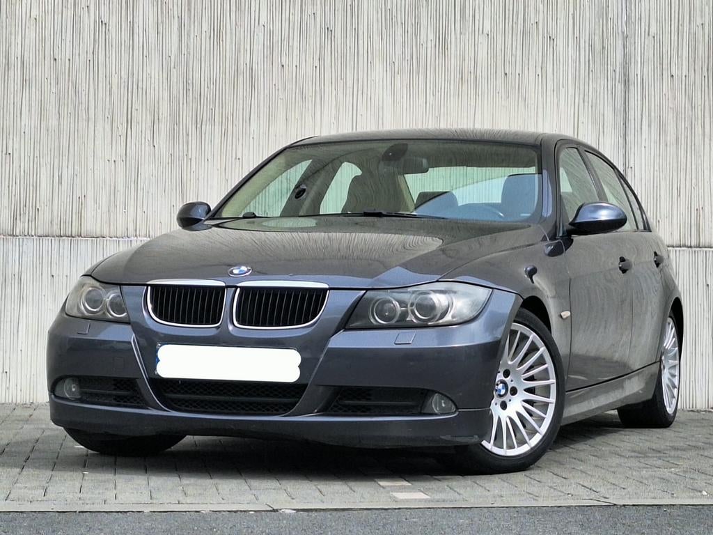 BMW 318D /2005/ Manuel/ Sièges cuir & chauffant/ 2 clés/, Cuir, Achat, Entreprise, 5 portes