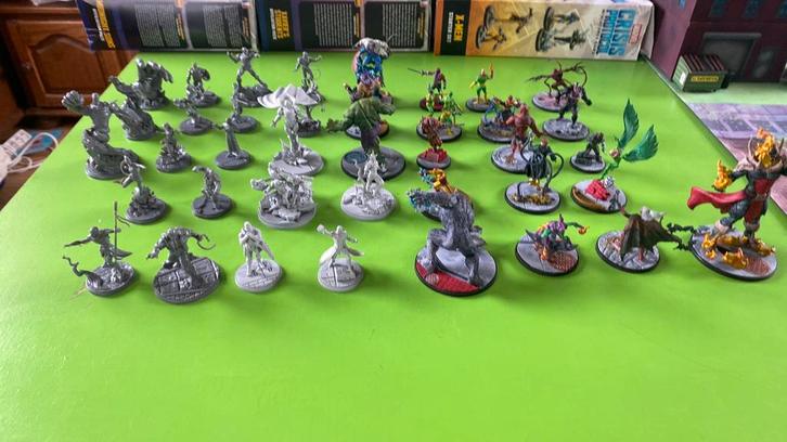 Grote marvel crisis protocol collectie, Hobby en Vrije tijd, Wargaming, Zo goed als nieuw, Overige soorten, Figuurtje(s), Geverfd