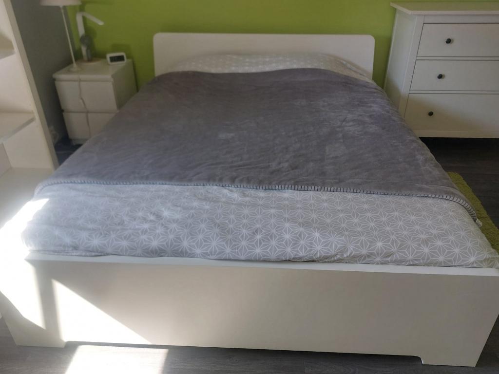 LIT DOUBLE, Maison & Meubles, Chambre à coucher | Lits, Deux personnes, 160 cm, 210 cm, Bois, Blanc, Enlèvement