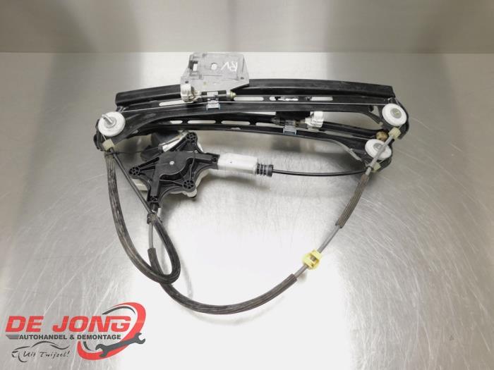 Ruitmechaniek 2Deurs rechts-voor van een Mercedes E-Klasse, Gebruikt, -, Ophalen of Verzenden, -