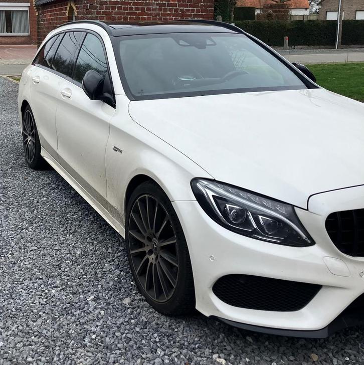 C43 amg topstaat  lichte vracht, Auto's, Mercedes-Benz, Particulier, 4x4, Benzine, Euro 6, Break, 5 deurs, Automaat, Wit, Grijs