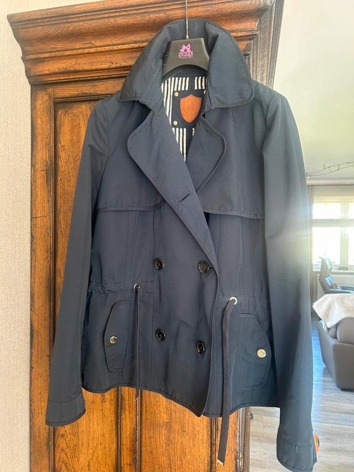 Als Nieuwe Marineblauwe trenchcoat maat M(valt iets ruimer), Kleding | Dames, Jassen | Zomer, Zo goed als nieuw, Maat 38/40 (M)
