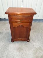 Ladenkast in kerselaar. Het kan geleverd worden., Ophalen, Gebruikt, Kersenhout