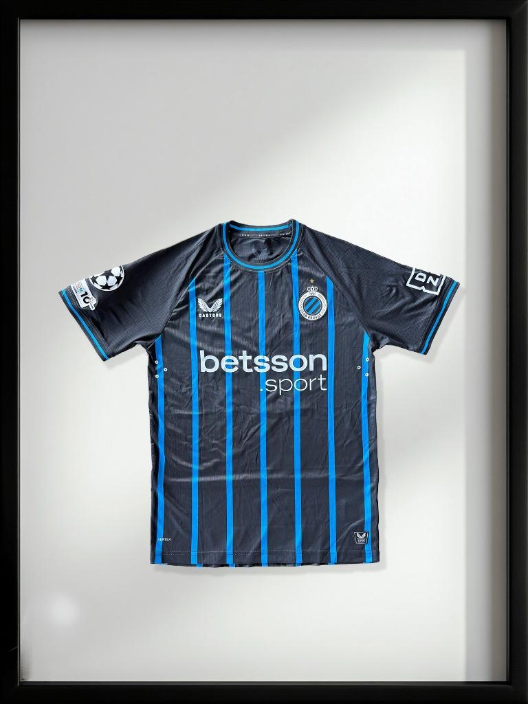 Matchworn en signed voetbaltruitje Club Brugge van Diakhon, Verzamelen, Ophalen, Gebruikt, Shirt