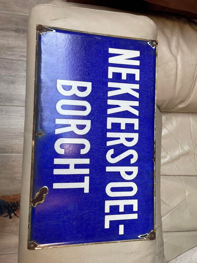 Mooi emaille bord nekkerspoel - borcht, Ophalen, Zo goed als nieuw