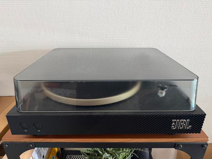 Platine vinyles JBL Spinner Black/Gold Bluetooth (2024), TV, Hi-fi & Vidéo, Tourne-disques, Comme neuf, Enlèvement ou Envoi