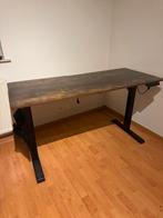 Elektrisch Verstelbaar Bureau 140x60 cm – Zeer Goede Staat, Ophalen of Verzenden, In hoogte verstelbaar, Zo goed als nieuw, Bureau