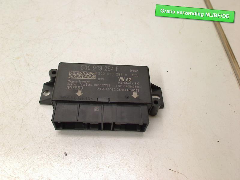 COMPUTER PARKEER HULP Volkswagen Passat (3G2) (5Q0919294F), Gebruikt, De Bloemendaal 21 21
5221 EB  'S HERTOGENBOSCH, NL, Info@123Parts.nl