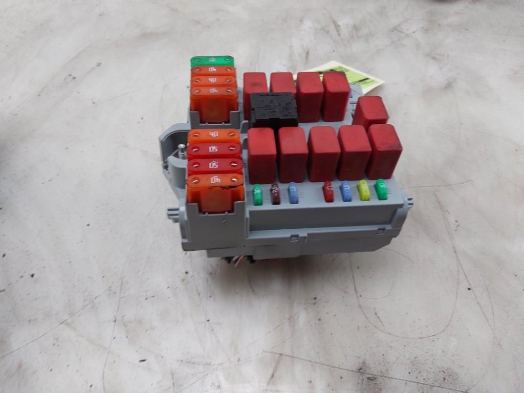 BOITIER FUSIBLES Boxer (U9) (|1398646080|1617999780|), Autos : Pièces & Accessoires, Dhr. J. Ham, Administratie@autoham.nl, Utilisé