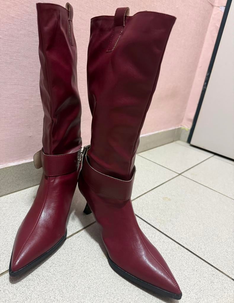 Bottes modernes à talons bas NEW taille 40 Bordeaux, Escarpins, Enlèvement, Neuf, Rouge
