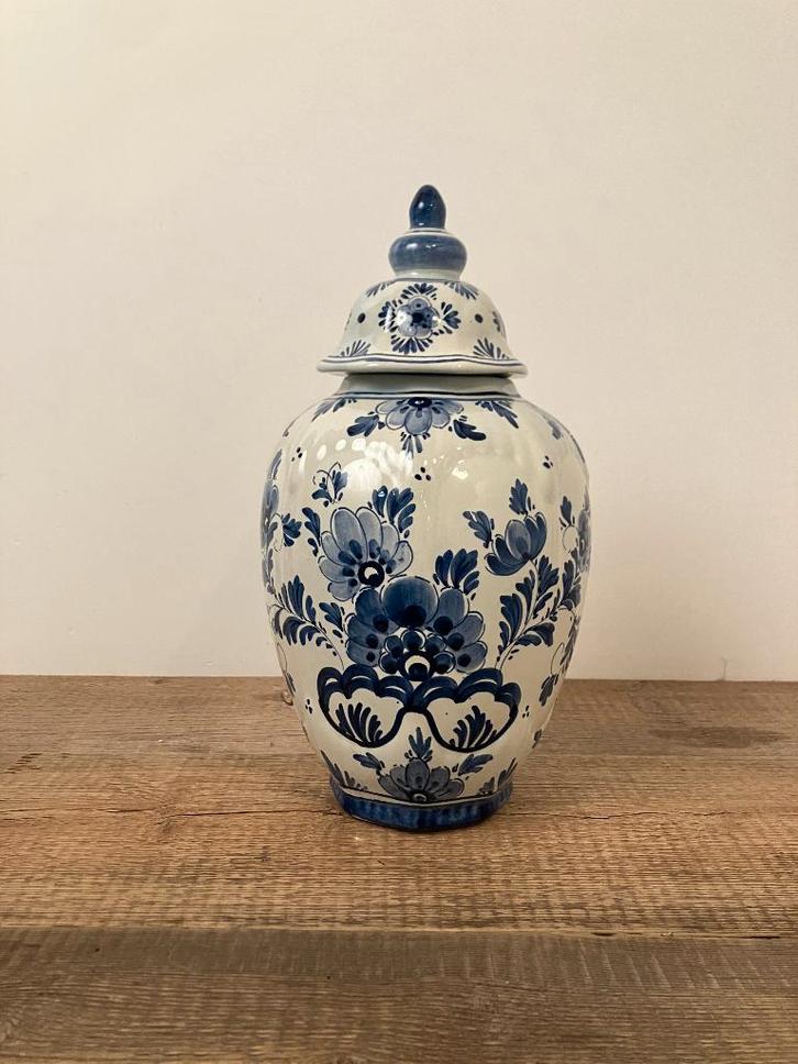 Vase et couvercle/pot à gingembre bleus de Delft, Antiquités & Art, Antiquités | Céramique & Poterie, Enlèvement ou Envoi