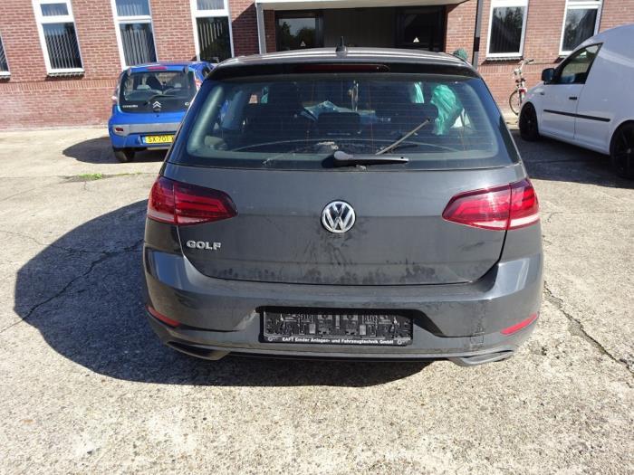 Pare-chocs arrière d'un Volkswagen Golf (LI7F), Volkswagen, -, 3 mois de garantie, Utilisé