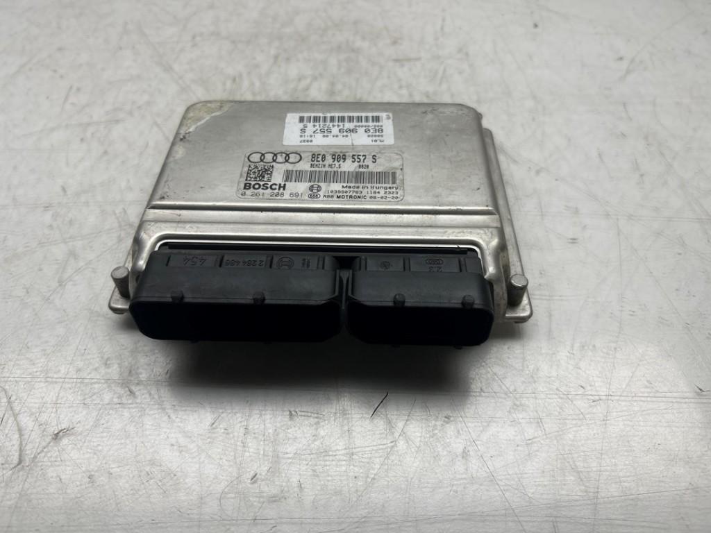 COMPUTER MOTOR Audi A4 Avant (B7) (|8E0909557S|8E0990990B|), Dhr. J. Ham, Gebruikt, Administratie@autoham.nl, Audi