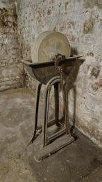 Ancienne meule à eau sur pied – affûteuse à pédale - déco, Antiquités & Art, Enlèvement
