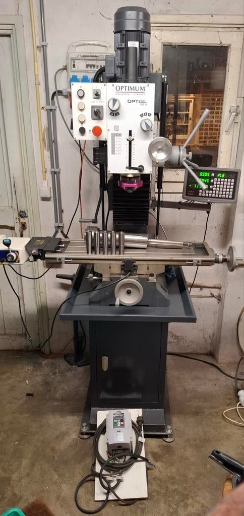 Fraiseuse Optimum mb4, DRO, avance X, ISO40, Bricolage & Construction, Outillage | Fraiseuses, Électrique, Comme neuf, Enlèvement