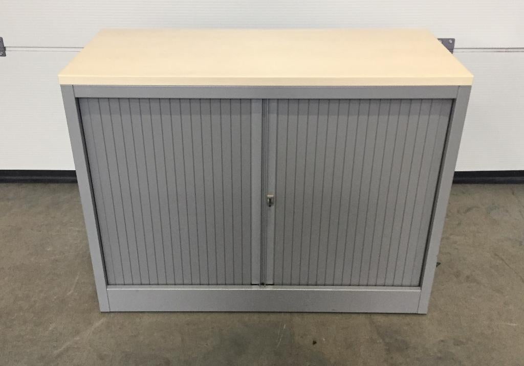 (146) Metalen lage rolluikkasten grijs met legplanken, Zakelijke goederen, Ophalen
