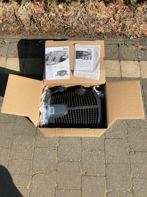 Nieuwe Oase Aquamax Eco Premium 8000, Tuin en Terras, Ophalen, Nieuw, Vijverpomp