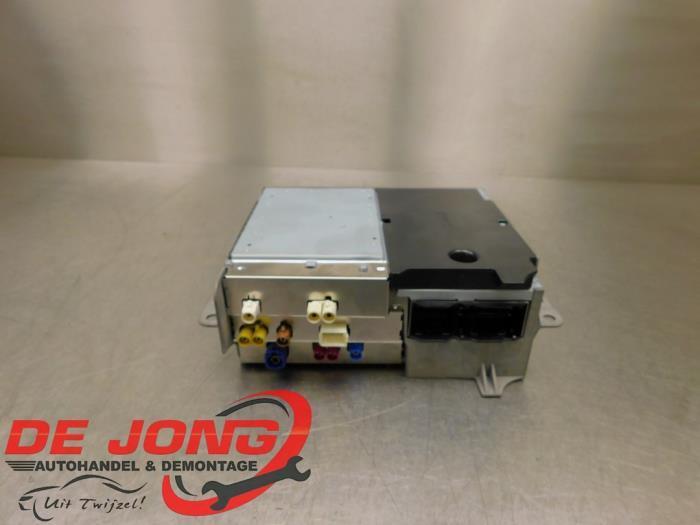 Module radio d'un Mercedes Sprinter, Autos : Pièces & Accessoires, Électronique & Câbles, Mercedes-Benz, Utilisé, 3 mois de garantie