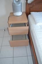 2 tables de nuit IKEA, Enlèvement, Comme neuf, Moins de 45 cm, Moins de 55 cm