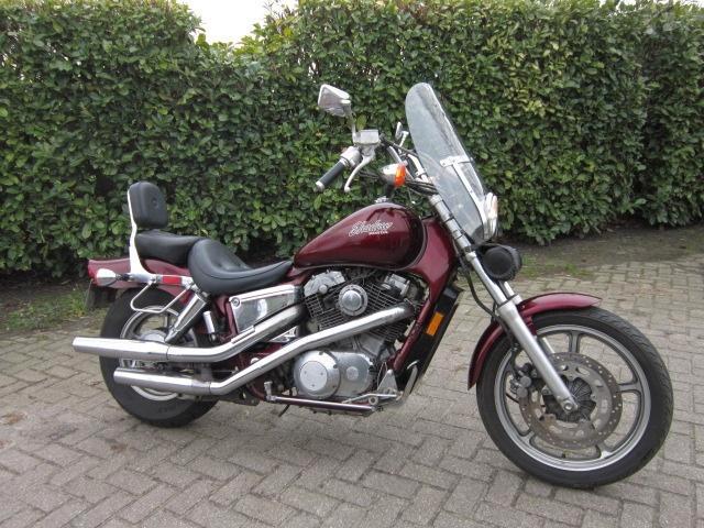 honda vt 1100 schadow, Motoren, Motoren | Honda, Particulier, Chopper, meer dan 35 kW, 2 cilinders, Cardan-aandrijving, Ophalen