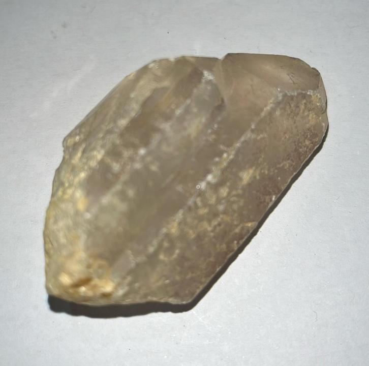 Citrien - 99gram - 70mm x 38mm x 27mm, Verzamelen, Mineralen en Fossielen, Ophalen of Verzenden