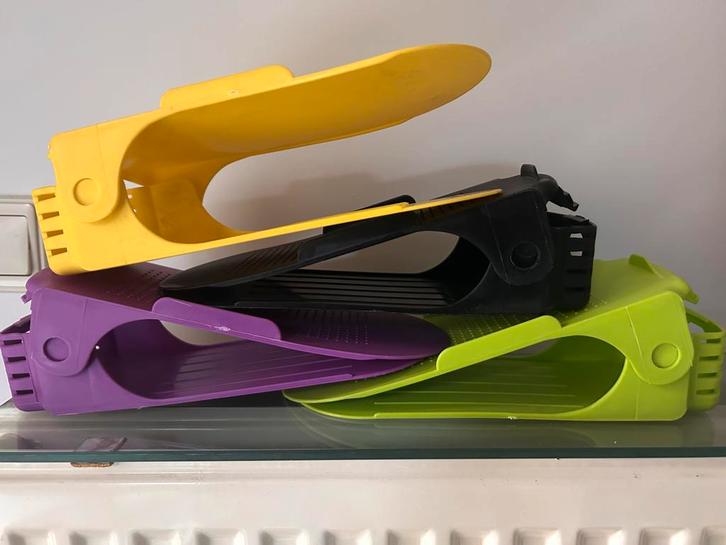 Séparateurs/empilage  chaussures 9 pieces  pour 4,5€, Maison & Meubles, Armoires | Étagères à chaussures, Comme neuf, Enlèvement