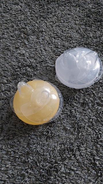 Medela Contact Tepelhoedje L (per paar) Met Bewaardoosje
 beschikbaar voor biedingen