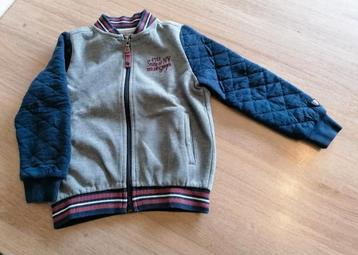 9. Sweater met rist - maat 116 beschikbaar voor biedingen