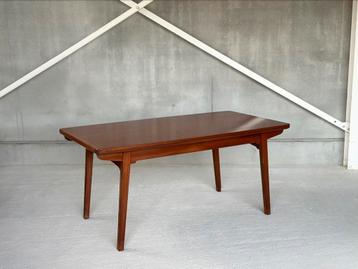 Scandinavische eetkamertafel, ca 1970’s beschikbaar voor biedingen