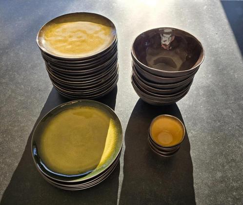 Serax Pascale Naessens Pure servies, Huis en Inrichting, Keuken | Servies, Zo goed als nieuw, Compleet servies, Effen, Aardewerk