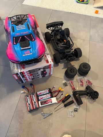 Arrma senton 223S  met upgrades garantie lipos gratis lader beschikbaar voor biedingen