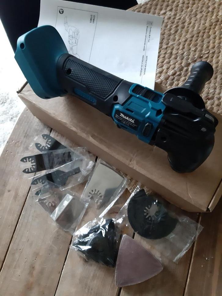 Origineel makita machien, Doe-het-zelf en Bouw, Gereedschap | Zaagmachines, Ophalen