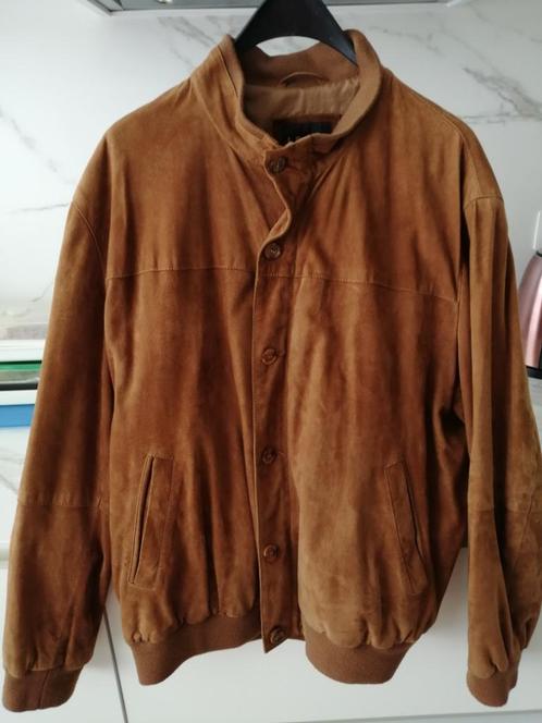 Mannenvest in suède, Kleding | Heren, Jassen | Winter, Zo goed als nieuw, Maat 56/58 (XL), Bruin, Ophalen