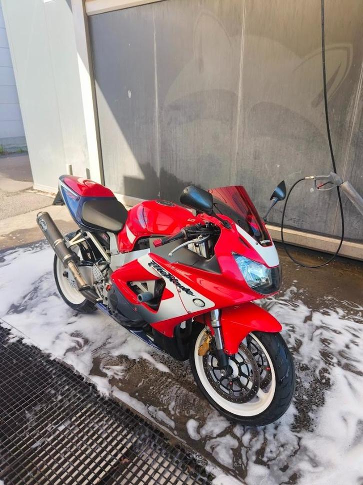 Honda CBR900 RR Fireblade SC44 (2001), Motoren, Motoren | Honda, Particulier, Super Sport, meer dan 35 kW, 4 cilinders, Motorrijbewijs A