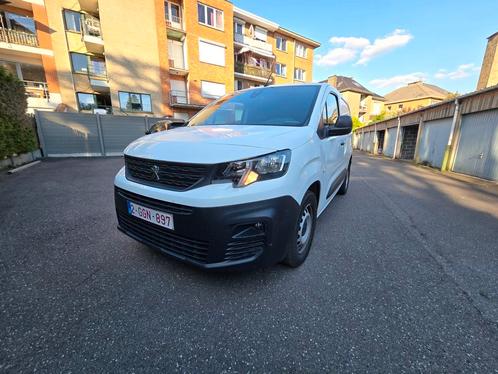 PEUGEOT PARTNER  BLUEHDI S&S BVM5 PREMIUM, Auto's, Bestelwagens en Lichte vracht, Particulier, Elektrische ramen, Peugeot, Elektrisch